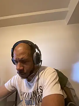 Snapshot of MrDaddyBbSnake chatting on January 2025 11:58:02 PM MrDaddyBbSnake online show from January 2025 11:58:02 PM