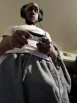 Snapshot of MrDaddyBbSnake chatting on January 2025 06:01:02 AM MrDaddyBbSnake online show from January 2025 06:01:02 AM