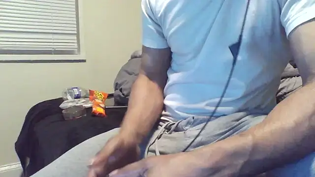 Snapshot of MrDaddyBbSnake chatting on March 2025 04:27:01 AM MrDaddyBbSnake online show from March 2025 04:27:01 AM