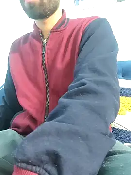 Snapshot of TOPMOON001 chatting on January 2025 11:14:01 AM TOPMOON001 online show from January 2025 11:14:01 AM