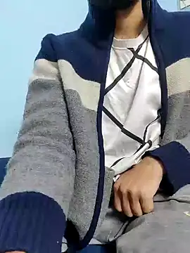 Snapshot of TOPMOON001 chatting on February 2025 12:03:02 PM TOPMOON001 online show from February 2025 12:03:02 PM