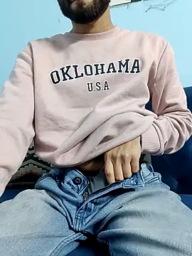 Snapshot of TOPMOON001 chatting on February 2025 11:34:02 AM TOPMOON001 online show from February 2025 11:34:02 AM