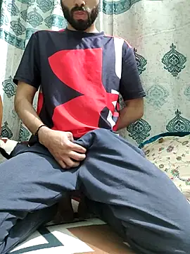 Snapshot of TOPMOON001 chatting on February 2025 02:46:02 PM TOPMOON001 online show from February 2025 02:46:02 PM