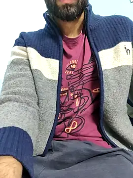 Snapshot of TOPMOON001 chatting on March 2025 11:49:02 AM TOPMOON001 online show from March 2025 11:49:02 AM