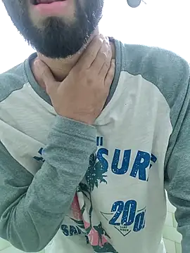 Snapshot of TOPMOON001 chatting on March 2025 08:31:02 PM TOPMOON001 online show from March 2025 08:31:02 PM