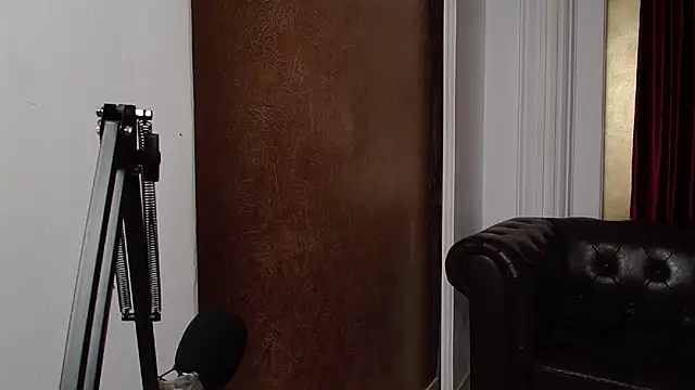 AdamJamesonn online show from January 2025 12:27:01 PM