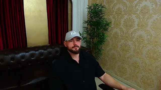 AdamJamesonn online show from November 2025 05:33:01 AM