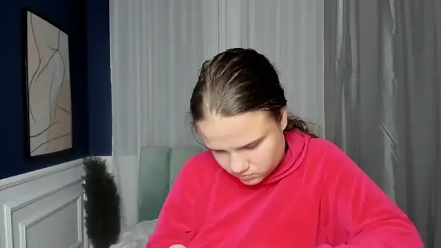 AdeleCruz online show from January 2026 01:02:02 PM