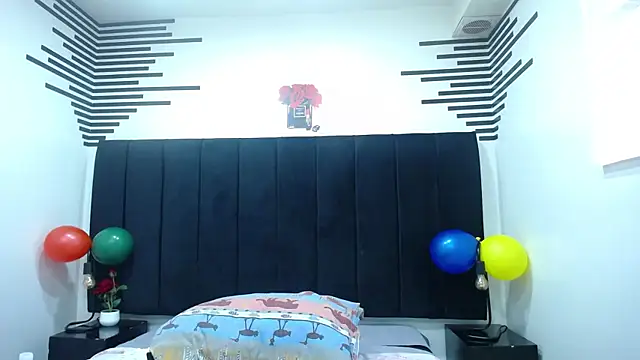 Snapshot of VickyBoobss chatting on November 2025 03:05:02 PM VickyBoobss online show from November 2025 03:05:02 PM