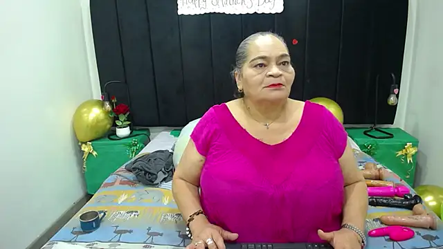 Snapshot of VickyBoobss chatting on March 2026 12:43:02 PM VickyBoobss online show from March 2026 12:43:02 PM