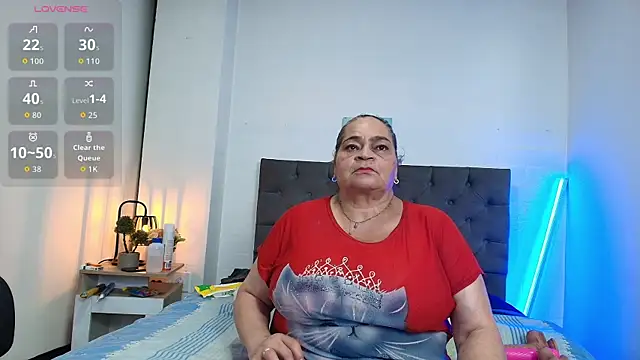 VickyBoobss online show from May 2026 05:32:01 PM