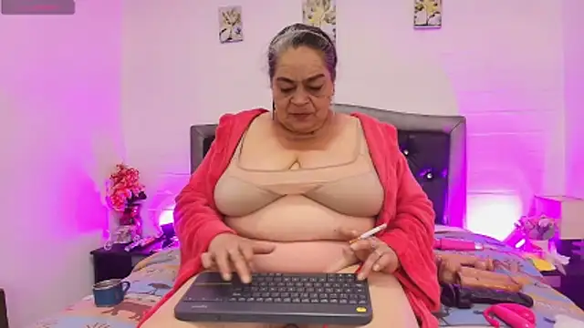 VickyBoobss online show from May 2026 12:14:02 PM