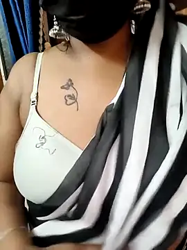 Snapshot of Lolitatamil chatting on February 2026 06:06:02 PM Lolitatamil online show from February 2026 06:06:02 PM