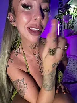 Snapshot of CheekyChels chatting on July 2026 03:26:01 AM CheekyChels online show from July 2026 03:26:01 AM