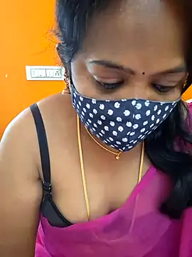 Snapshot of kanikasree chatting on February 2025 07:41:01 AM kanikasree online show from February 2025 07:41:01 AM