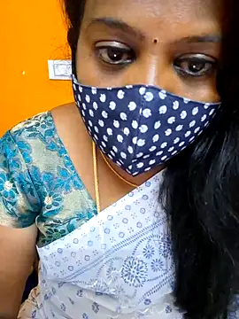 Snapshot of kanikasree chatting on February 2025 06:02:01 PM kanikasree online show from February 2025 06:02:01 PM