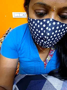 Snapshot of kanikasree chatting on February 2025 05:09:02 PM kanikasree online show from February 2025 05:09:02 PM