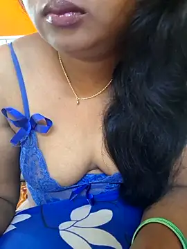 Snapshot of kanikasree chatting on September 2025 04:26:01 AM kanikasree online show from September 2025 04:26:01 AM