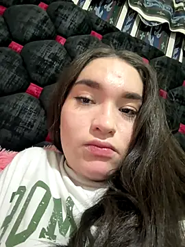 chelsea bolton  online show from December 2025 12:51:02 AM