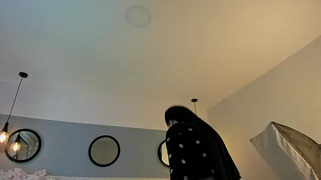 chelsea bolton  online show from May 2026 12:11:02 PM