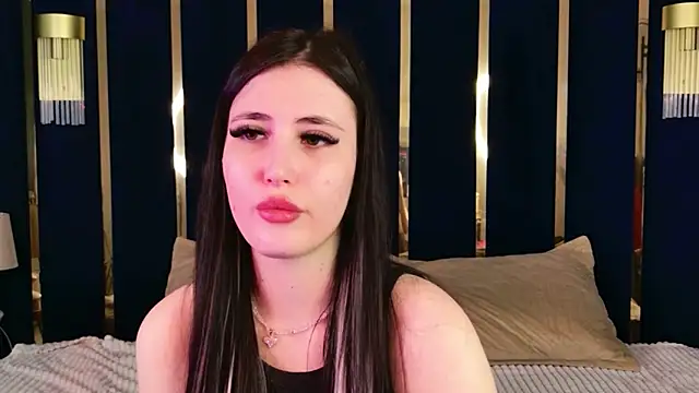 EmmaLawrens online show from March 2026 11:10:01 AM