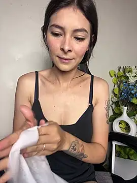 Aleska Miami online show from June 2026 03:34:02 PM