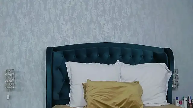 NataliaCristal online show from February 2026 04:22:01 AM