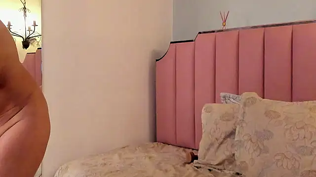 KarenSims online show from October 2025 12:58:01 PM