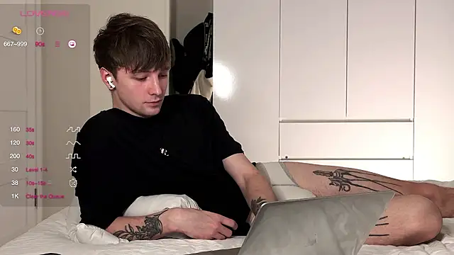 Snapshot of Calvin_Polanski chatting on February 2026 05:42:01 PM Calvin Polanski online show from February 2026 05:42:01 PM