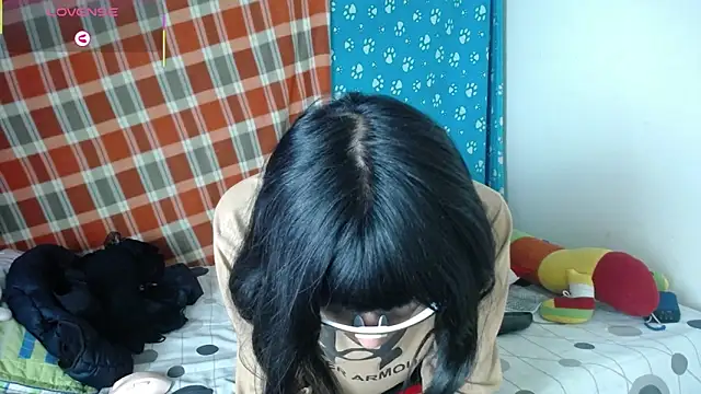 Snapshot of boysLittle chatting on January 2026 09:24:02 AM boysLittle online show from January 2026 09:24:02 AM