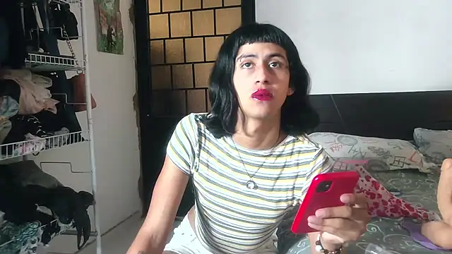 Snapshot of boysLittle chatting on March 2026 04:13:02 PM boysLittle online show from March 2026 04:13:02 PM