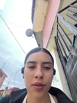 Carorosse online show from March 2026 06:02:01 PM