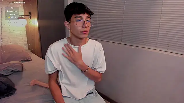 tim  fox online show from February 2025 11:08:02 PM