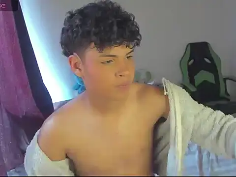 Snapshot of dani_angels__ chatting on January 2025 07:57:01 PM dani angels online show from January 2025 07:57:01 PM