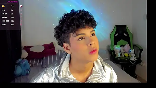 Snapshot of dani_angels__ chatting on February 2025 02:52:01 AM dani angels online show from February 2025 02:52:01 AM