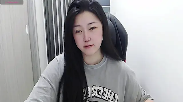 minnie9009 online show from March 2025 01:56:02 PM