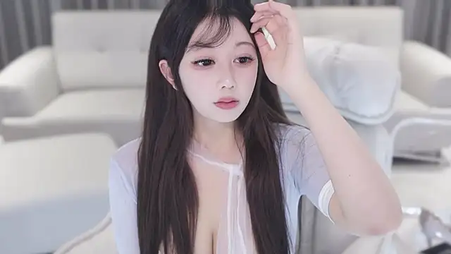 Snapshot of Olga_16888 chatting on March 2025 04:47:01 AM Olga 16888 online show from March 2025 04:47:01 AM