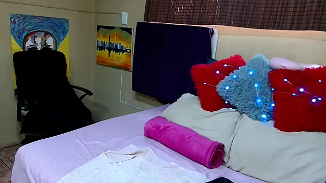 PEBBLES365 online show from October 2025 07:21:01 AM