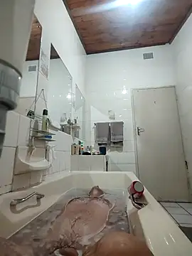 itsmeyes69 online show from January 2025 06:46:01 PM