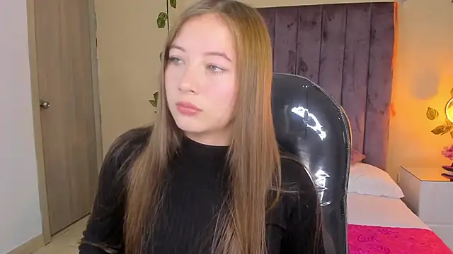 Dahlia Rousse online show from October 2025 10:10:01 PM