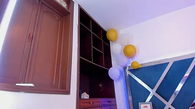 Snapshot of LucineArias chatting on December 2025 01:31:01 PM LucineArias online show from December 2025 01:31:01 PM