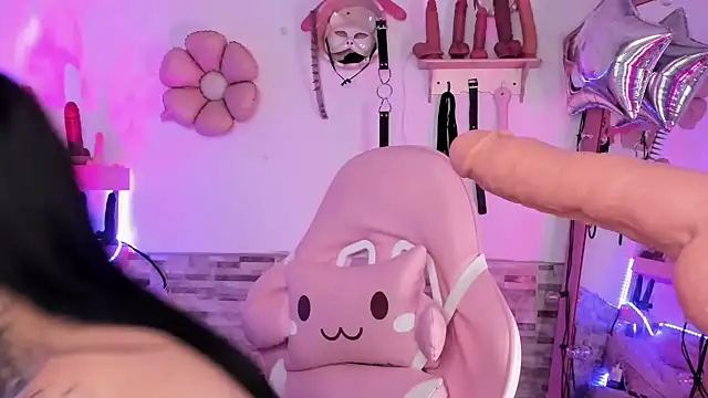 amyswallow7 online show from November 2025 01:03:02 AM