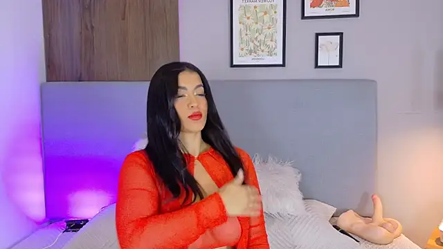 AlynAllen online show from December 2025 07:31:01 PM