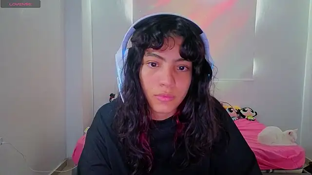 Lovelyamyy online show from February 2026 08:42:02 PM