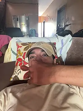 Snapshot of Ezramiller chatting on February 2026 05:47:02 PM Ezramiller online show from February 2026 05:47:02 PM