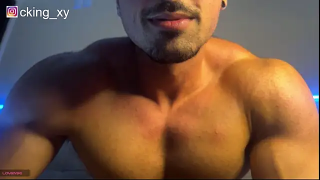 Lucasfit24 online show from May 2026 03:34:01 AM