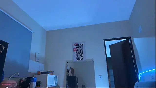 Lucasfit24 online show from May 2026 03:48:02 AM