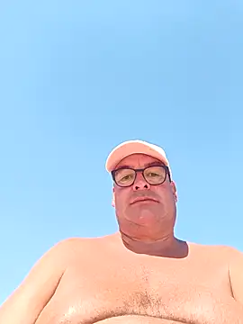 Snapshot of MountJohnXL chatting on March 2025 03:17:02 PM MountJohnXL online show from March 2025 03:17:02 PM