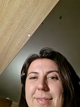 Melenka online show from September 2025 10:24:02 PM