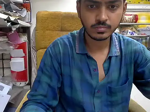 cute modell online show from September 2025 12:50:02 PM